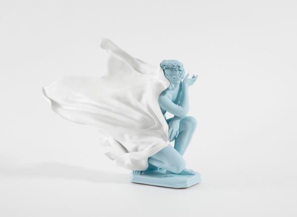 Daniel Arsham, Veiled Crouching Venus B-LT , 2023. Fiberglass, Paint, Resin, Urethane. 42 x 60 x 30 inch. Photographer: Guillaume Ziccarelli. Courtesy of the artist and Perrotin.