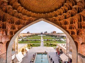 Naqsh-e Jahan Square from the Qeysariyeh Gate in Isfahan. Source.